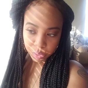 Meet your Posher, Cherika